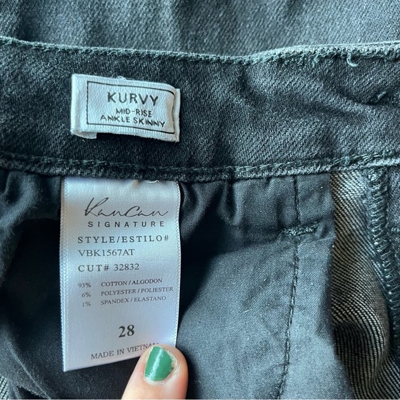 Kancan Signature Kurvy Mid-Rise Black Ankle Skinny Button Fly Jean Size 28 - Picture 16 of 16